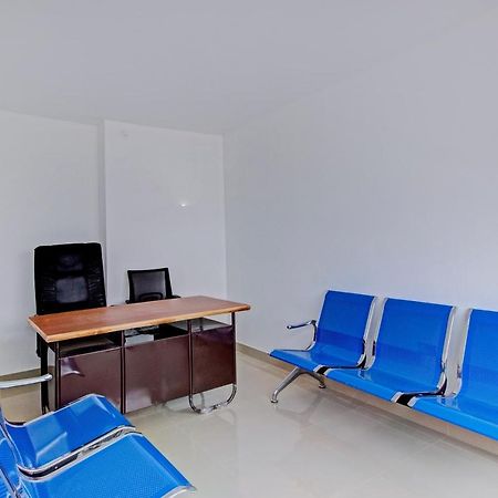 מנגלור Oyo Flagship 81436 Palace Lodge מראה חיצוני תמונה