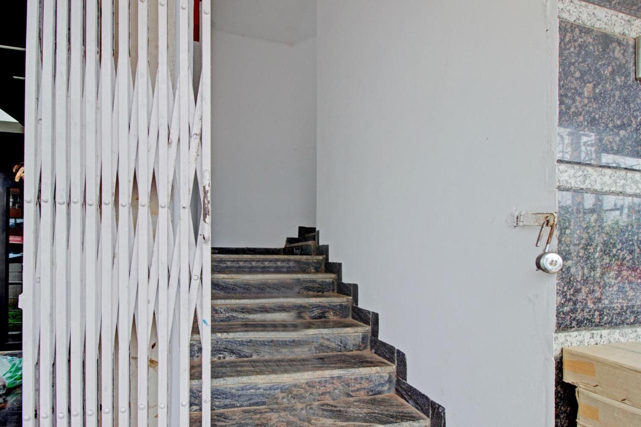 מנגלור Oyo Flagship 81436 Palace Lodge מראה חיצוני תמונה