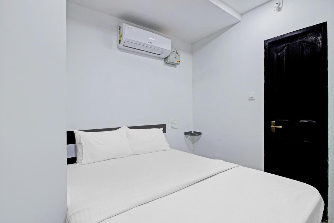 מנגלור Oyo Flagship 81436 Palace Lodge מראה חיצוני תמונה