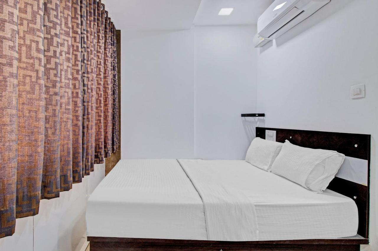 מנגלור Oyo Flagship 81436 Palace Lodge מראה חיצוני תמונה