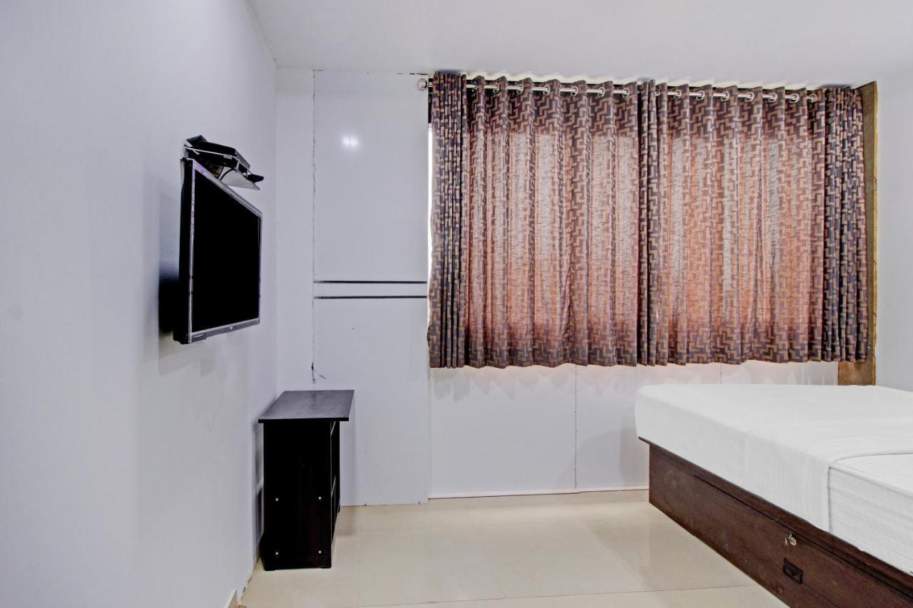 מנגלור Oyo Flagship 81436 Palace Lodge מראה חיצוני תמונה