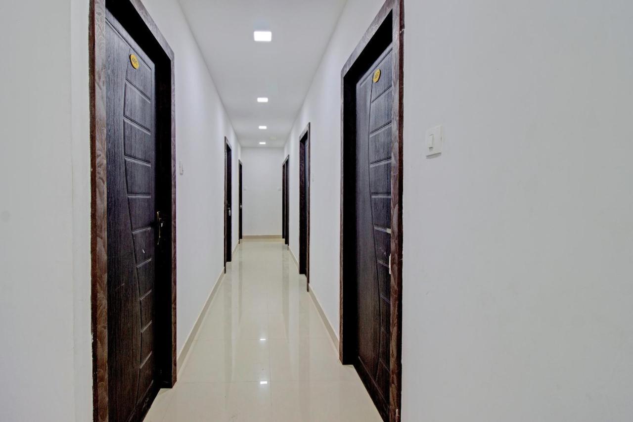 מנגלור Oyo Flagship 81436 Palace Lodge מראה חיצוני תמונה