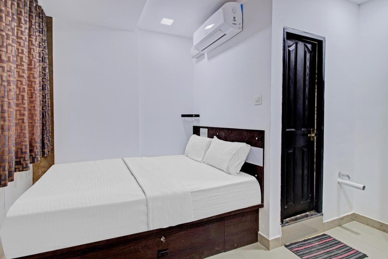 מנגלור Oyo Flagship 81436 Palace Lodge מראה חיצוני תמונה